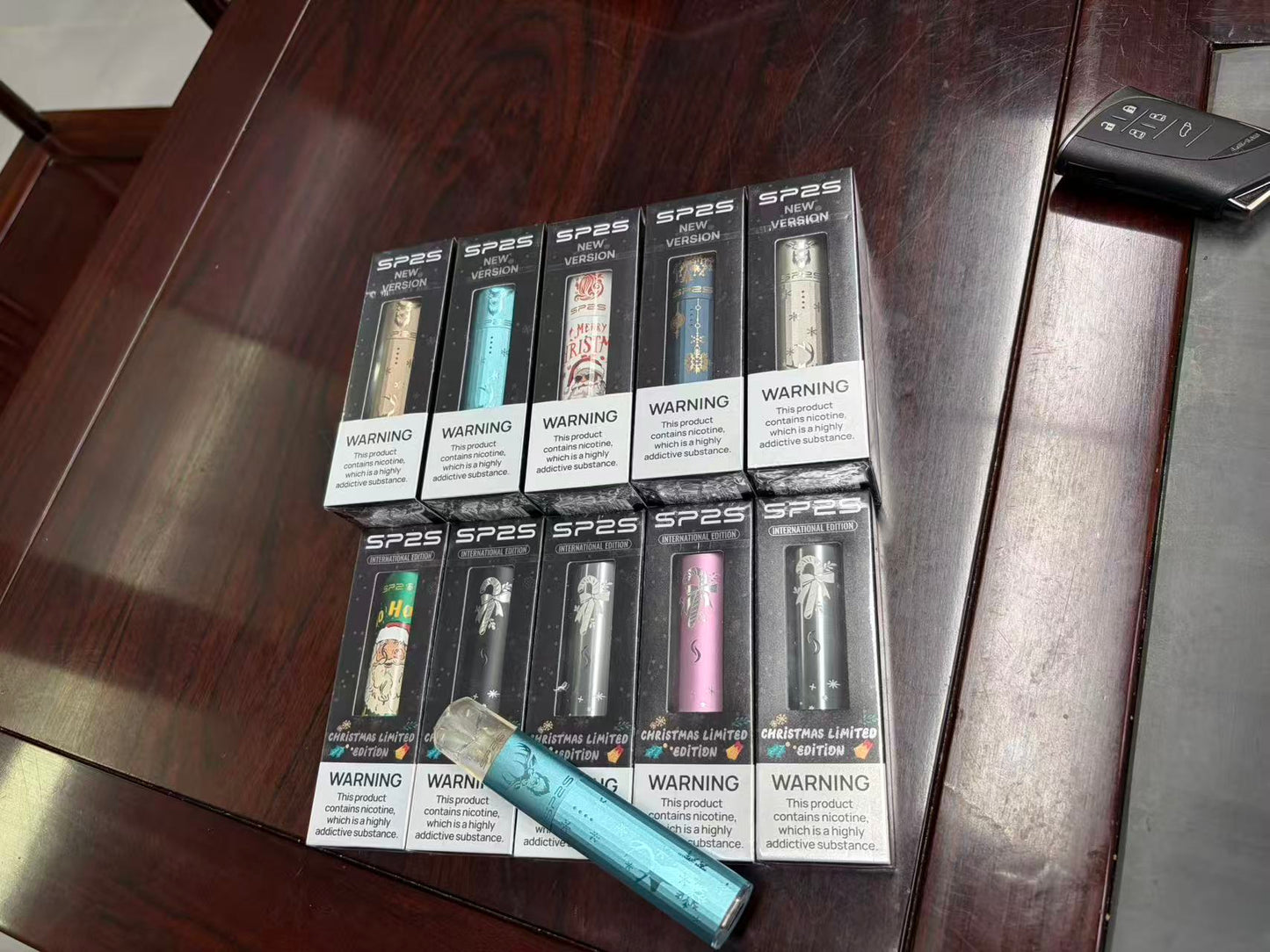 SP2S聖誕限定款國際升級版主機｜🎄節日氣氛滿載・｜通用一代煙彈｜VAKA糖果雲煙館